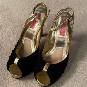 Betsey Johnson black and gold heels